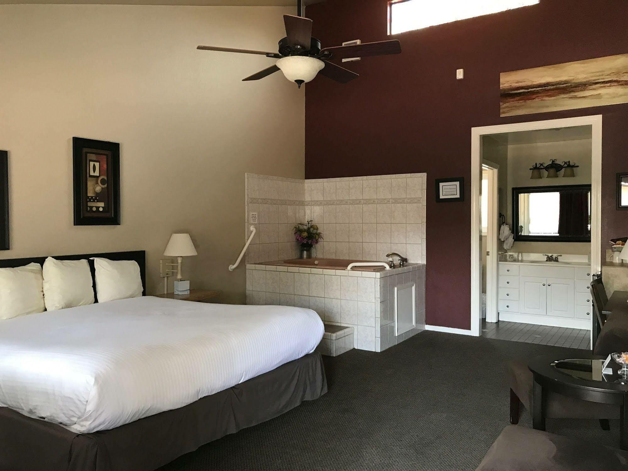 Golden Haven Hot Springs Hotel Calistoga Eksteriør billede